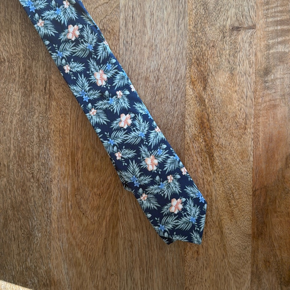 Floral Neck Tie
